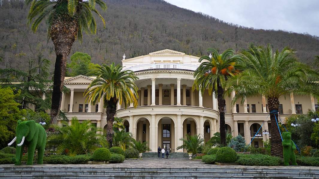 Отель в Гаграх, Абхазия