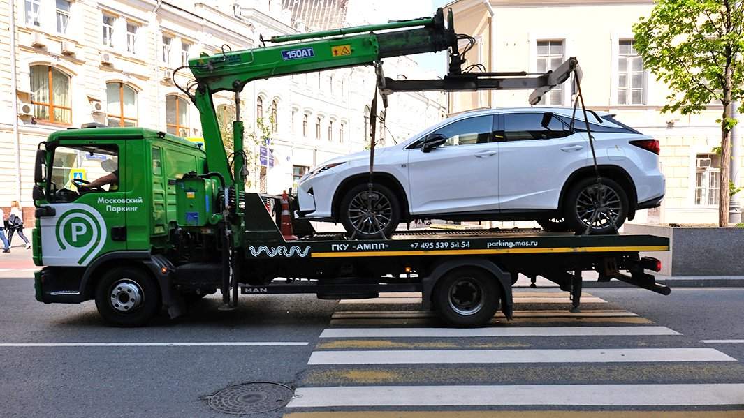 Эвакуация автомобиля на штрафстоянку
