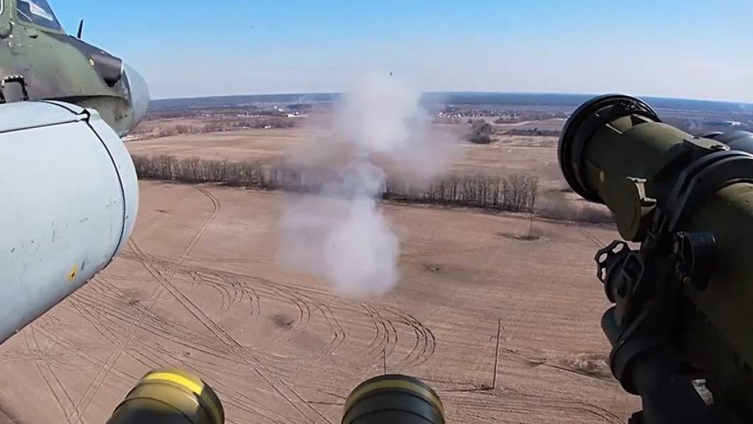 Вертолеты нанесли авиационный удар по складу вооружения ВСУ
