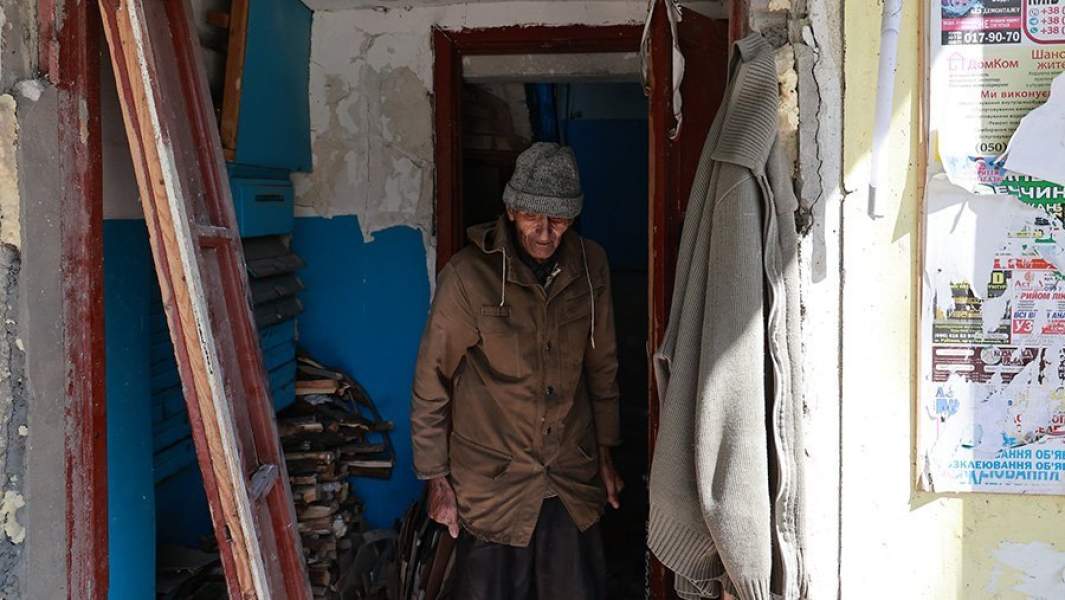 Мужчина в доме