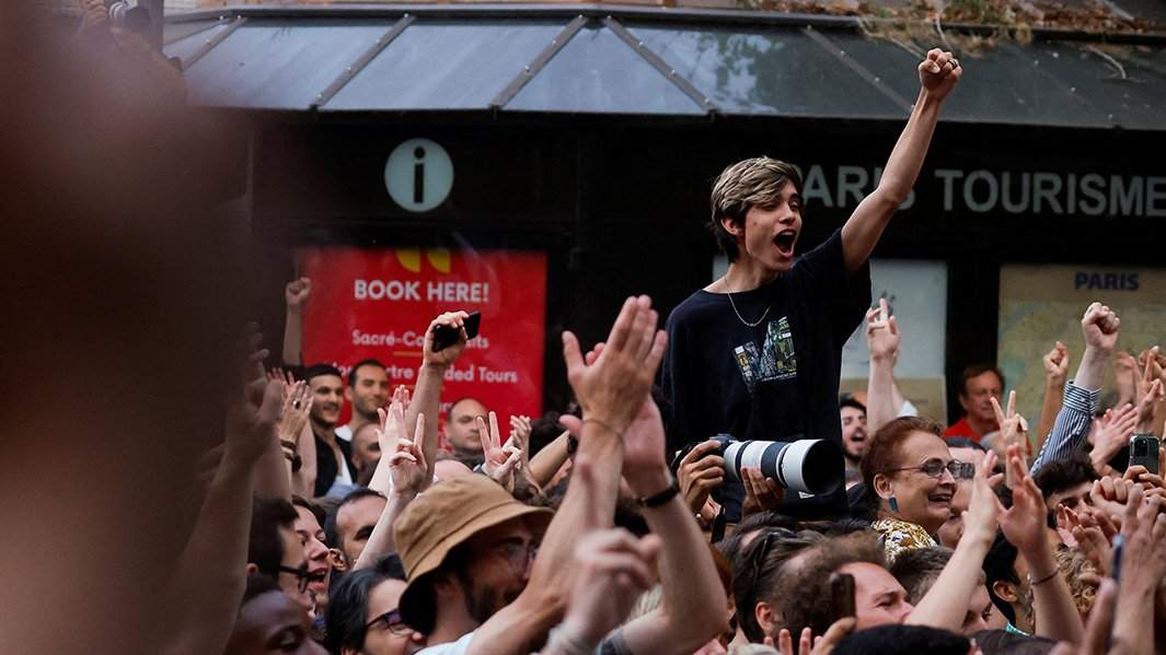 «Непокоренная Франция»