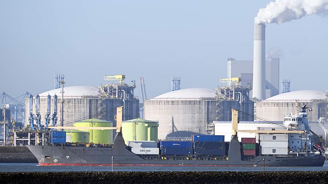 терминал по приёму сжиженного природного газа