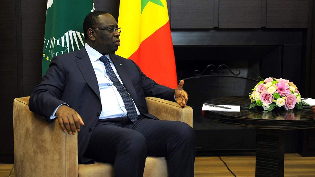 Председатель Африканского союза, президент Сенегала Макки Салл