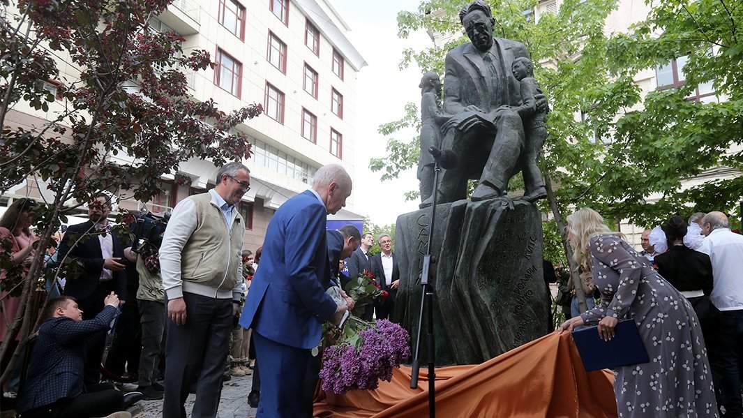 открытие памятника