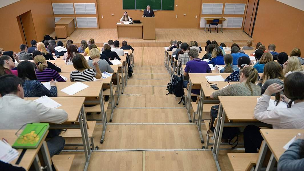 Участники олимпиады «Тотальный диктант» в Уральском университете