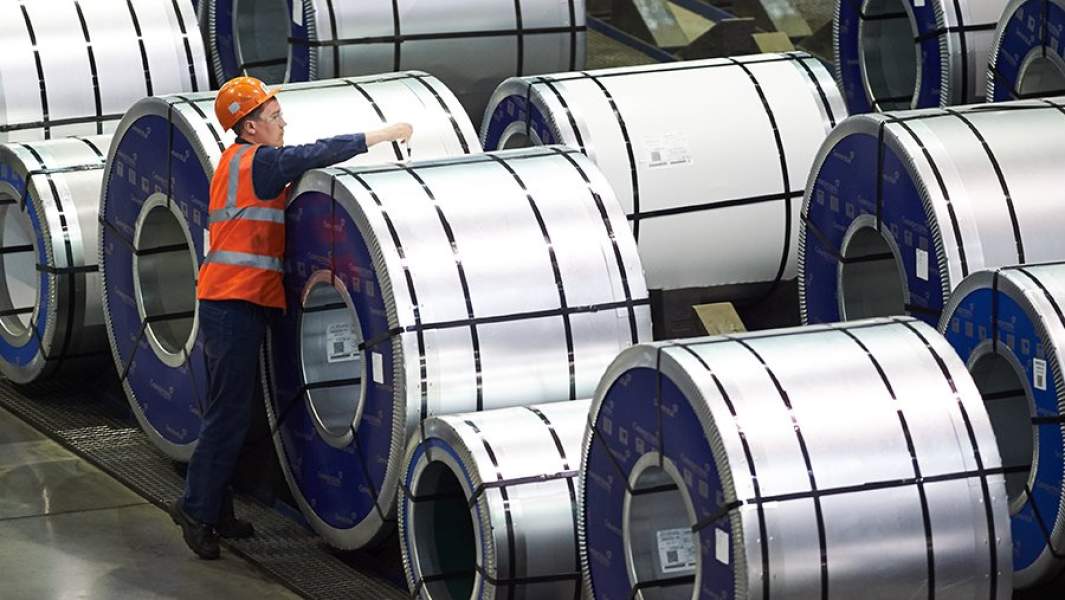 Готовая продукция в цехе покрытий металла