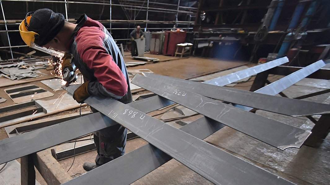 судостроение