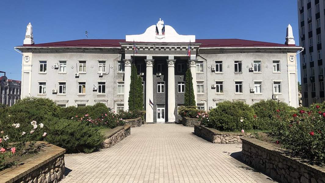 Здание Верховного суда ДНР,  Донецк