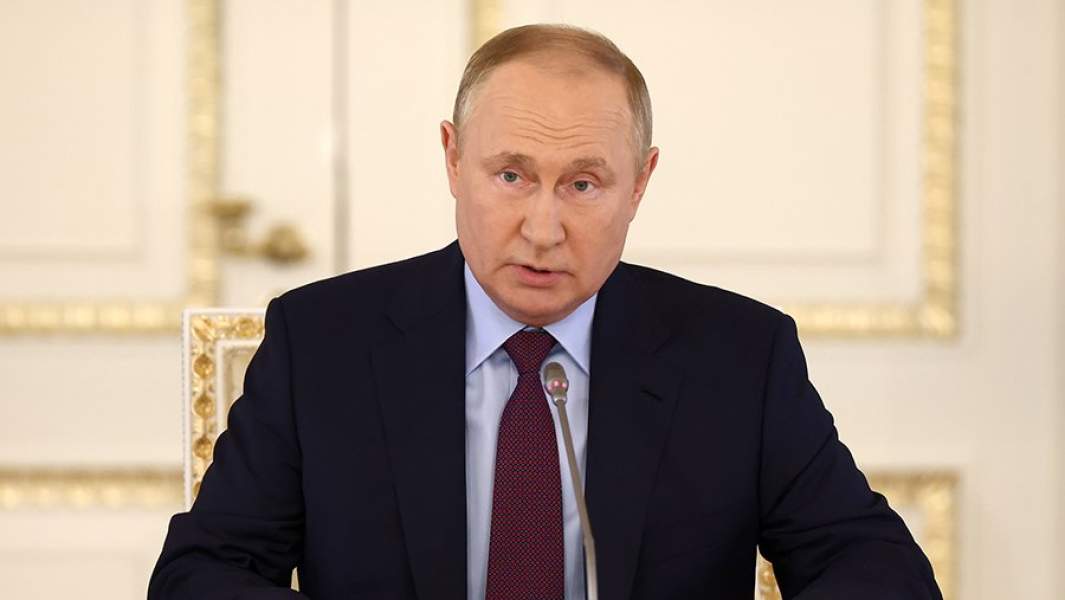 Встреча президента РФ Путина с представителями бизнеса по вопросам развития автопрома