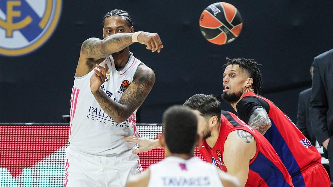 Трей Томпкинс «Реал»