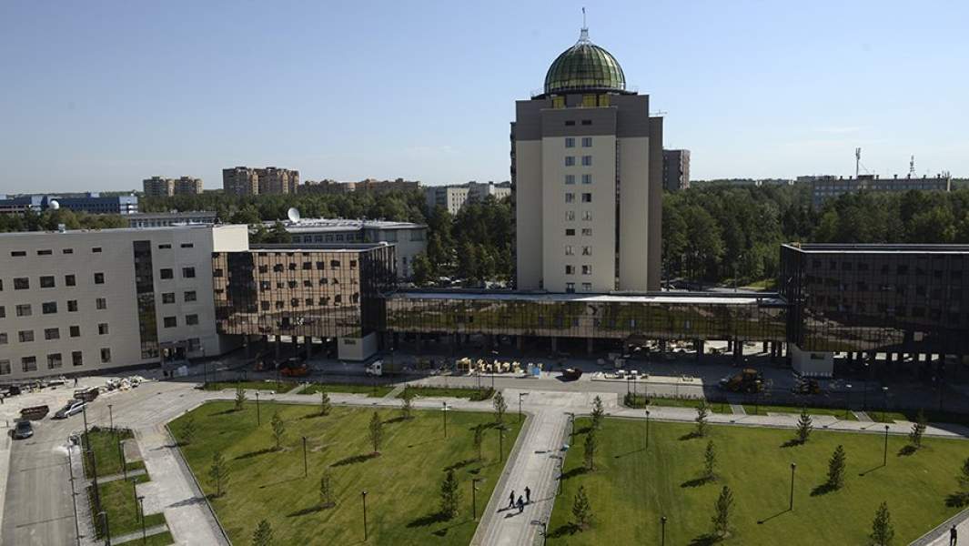 Здание Новосибирского государственного университета