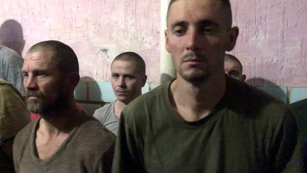 Сдавшиеся в плен бойцы ВСУ под Лисичанском