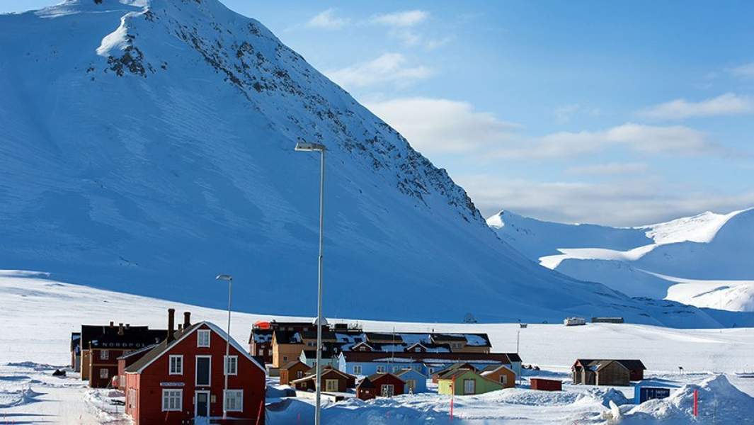  Арктическая станция на Шпицбергене