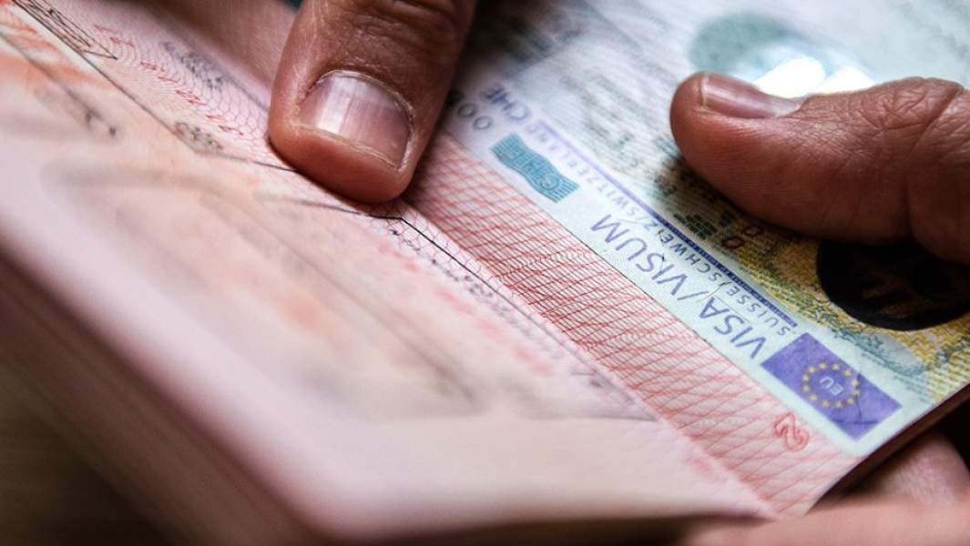 Заграничный паспорт гражданина Российской Федерации