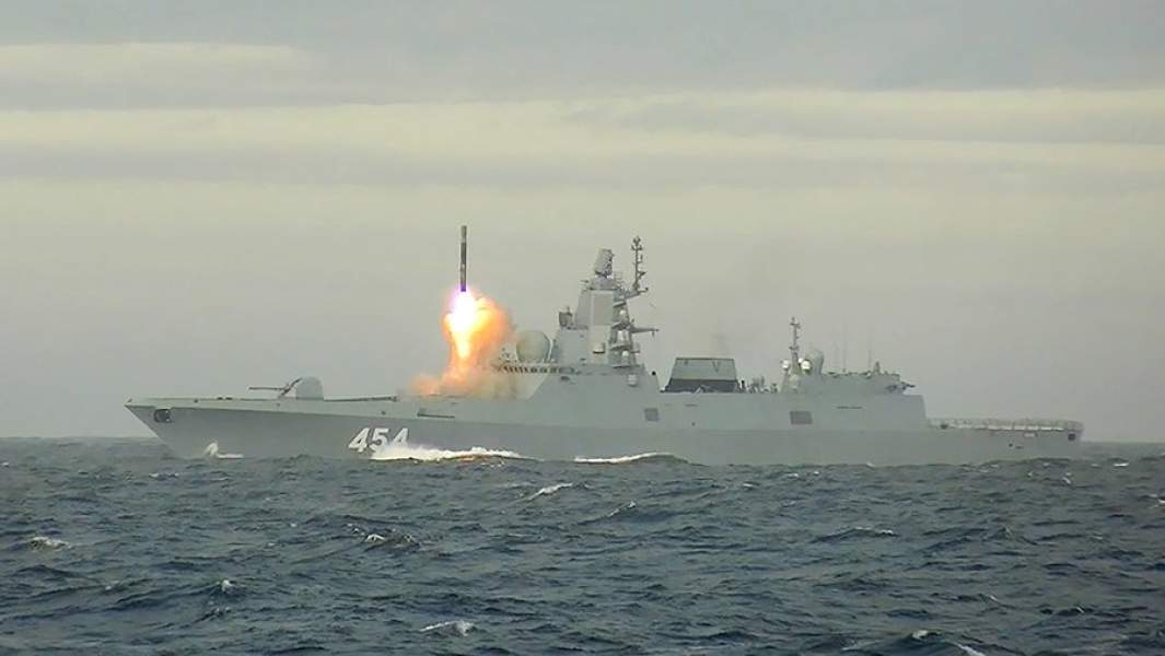 Пуск «Циркона» в Баренцевом море