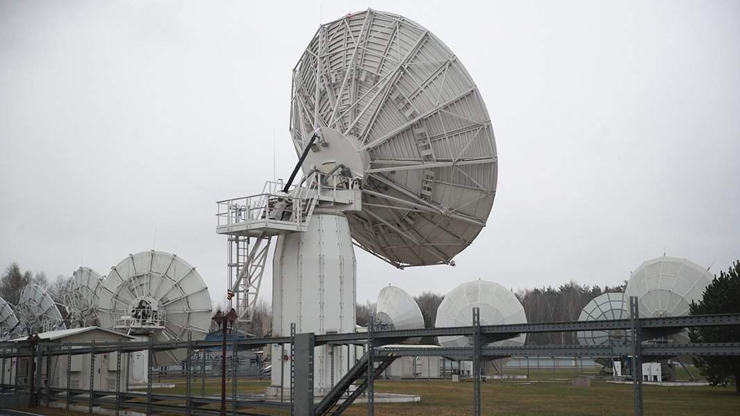 спутниковая связь