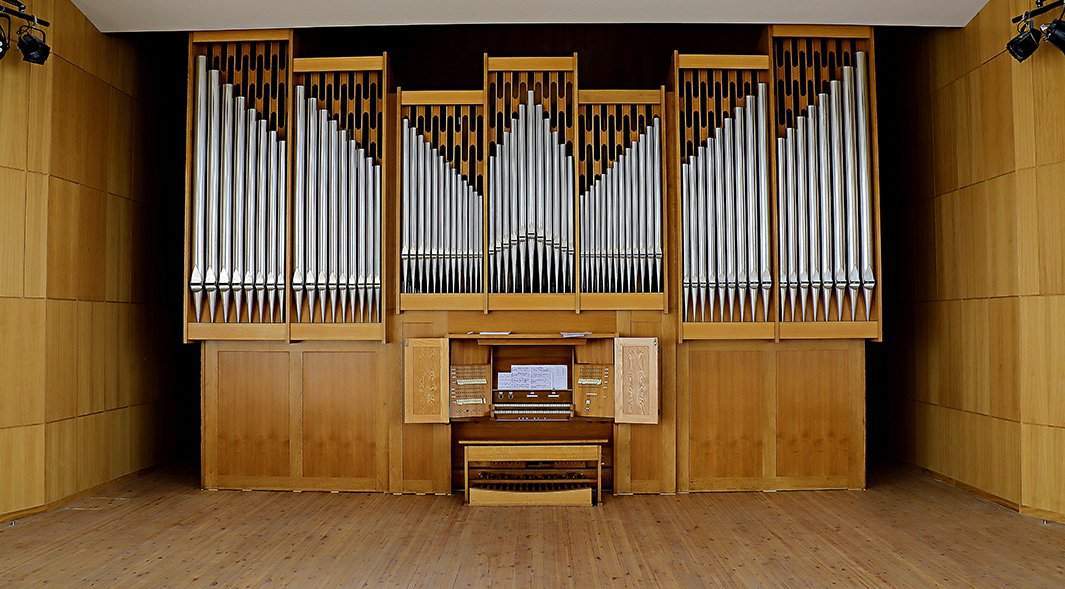 отреставрированный орган