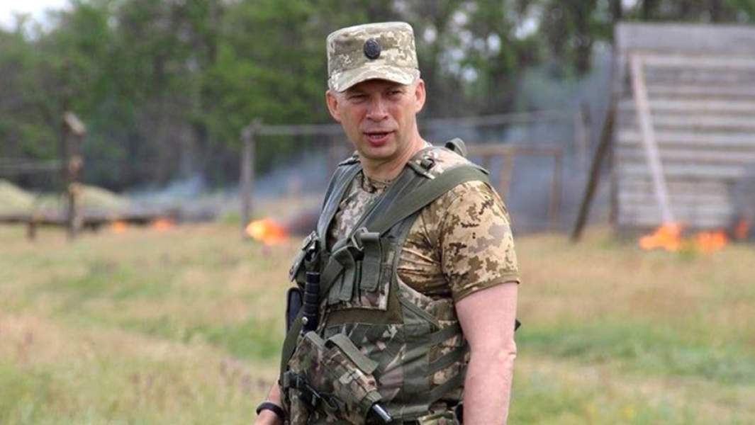 Биография нового главкома ВСУ Александра Сырского: от российского села до "генер