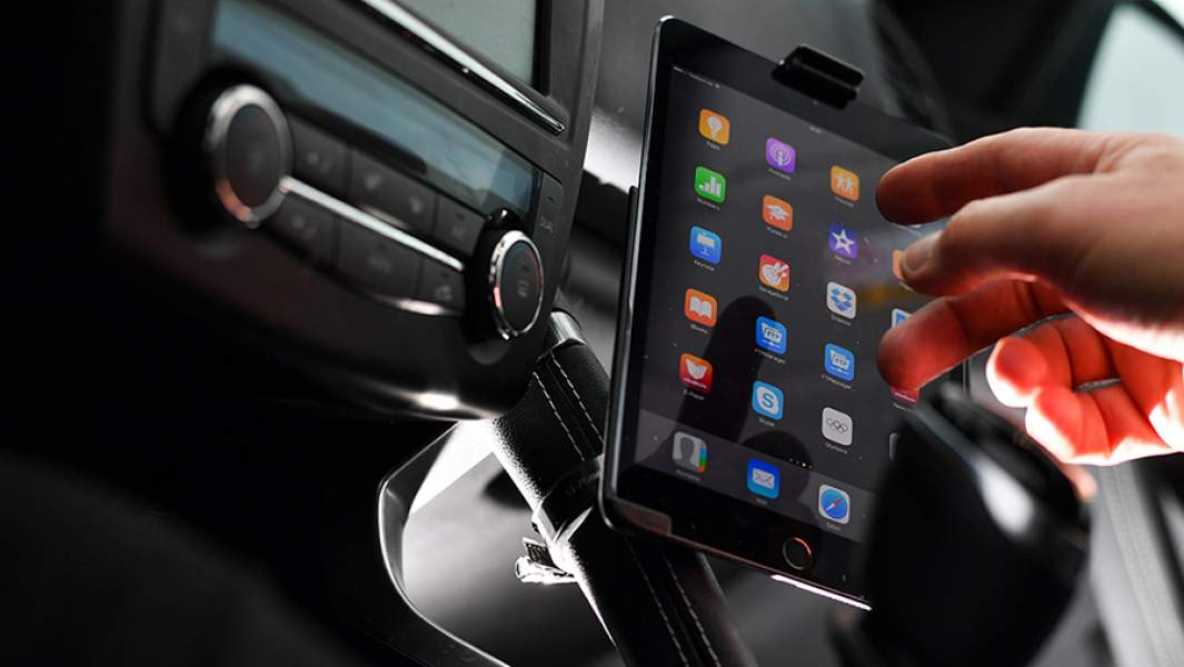 автомобиль