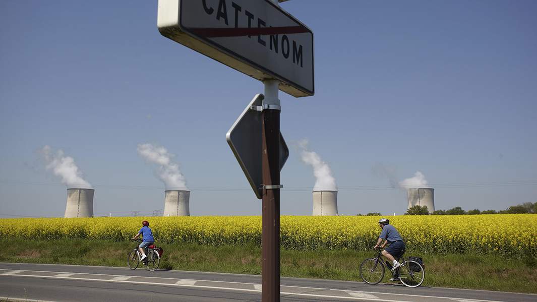 мирный атом