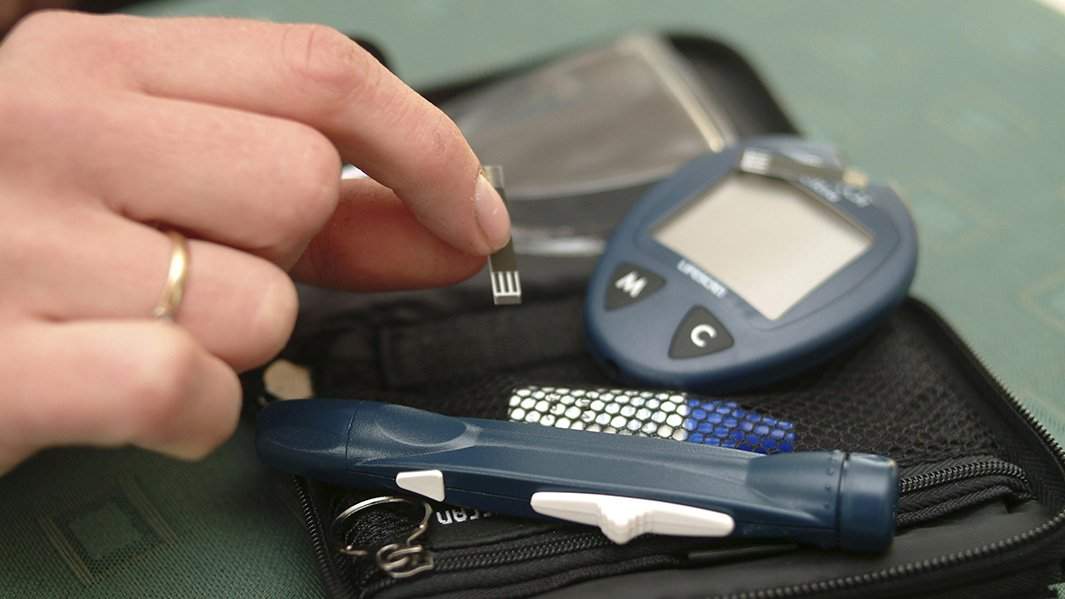 Система для измерения уровня глюкозы в крови