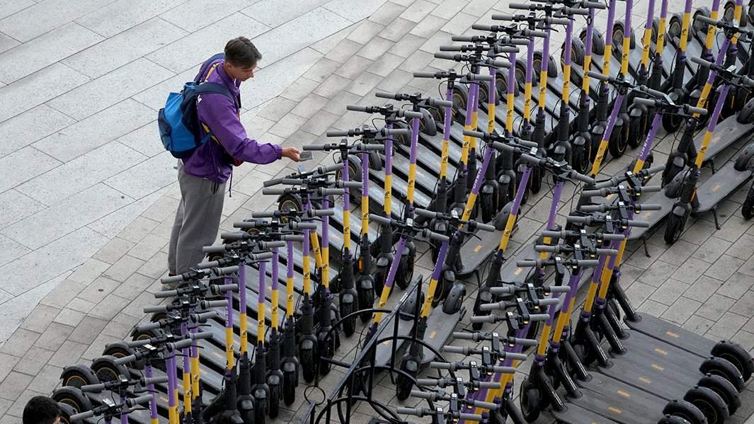 электросамокат парковка