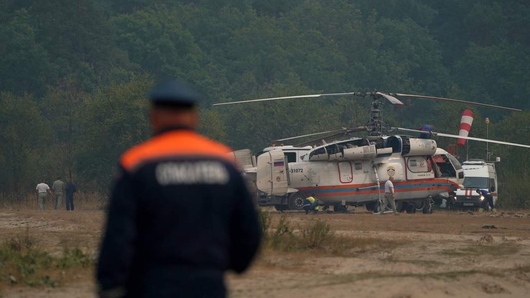 Пожарные и спасатели МЧС