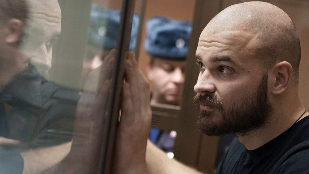 Националист Максим Марцинкевич перед заседанием Кунцевского суда города Москвы