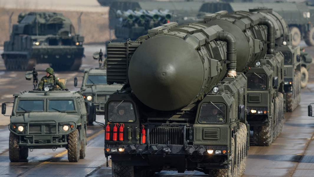 Транспортно-пусковая установка межконтинентальных баллистических ракет "Тополь-М" 