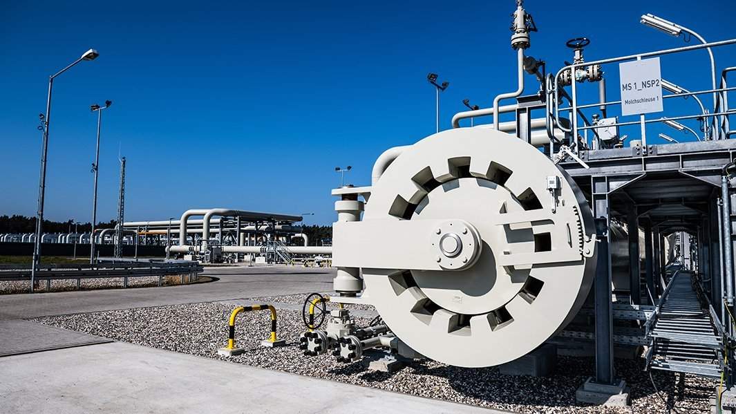 Береговые объекты на территории газораспределительного центра магистрального газопровода