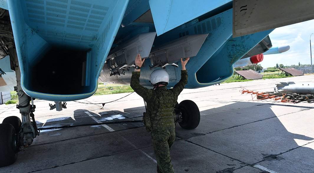 Проверка истребителя-бомбардировщика ВКС России Су-34