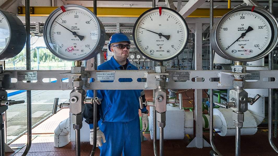 нефть труба