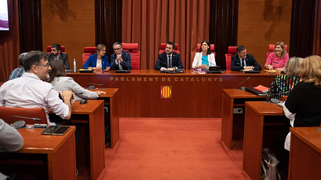 Глава правительства Каталонии Пере Арагонес перед дебатами, Барселона, 27 сентября 2022 год