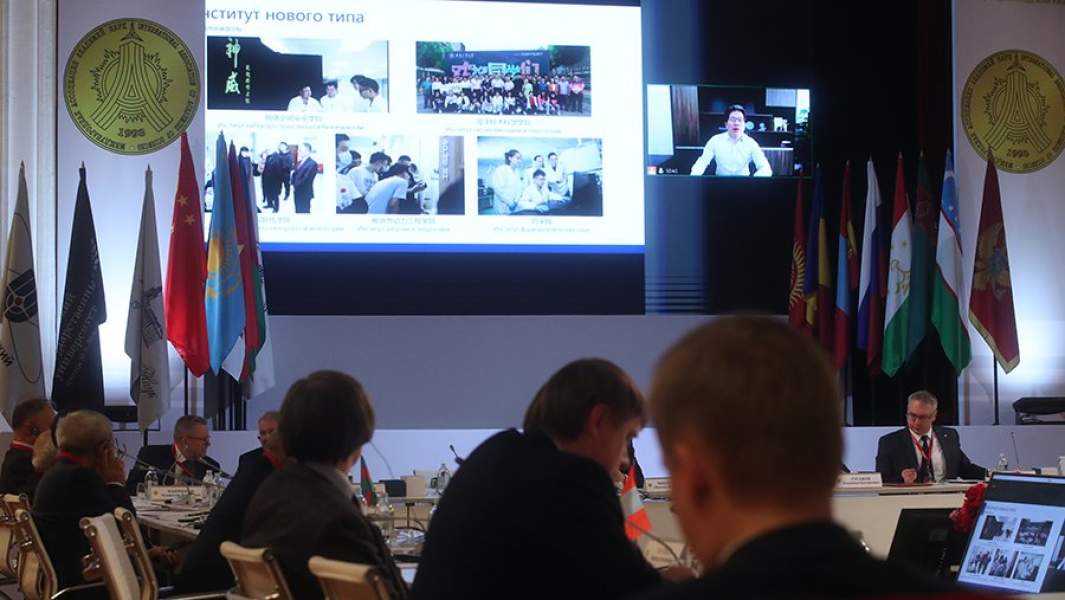 Заседание Совета МААН