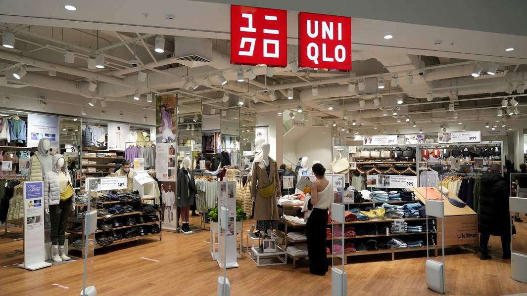 Uniqlo магазин торговля