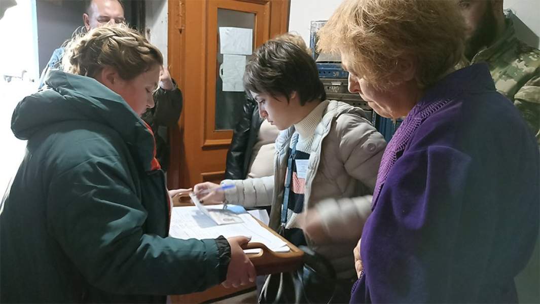 Голосование жителей ДНР