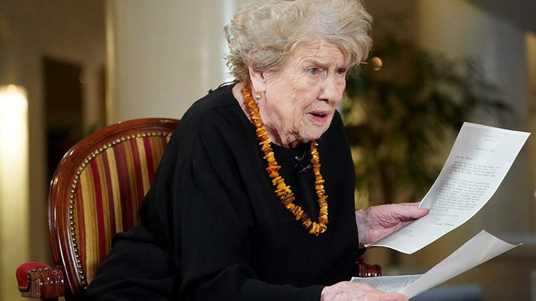 Бывшая советница Рональда Рейгана Сюзанн Масси