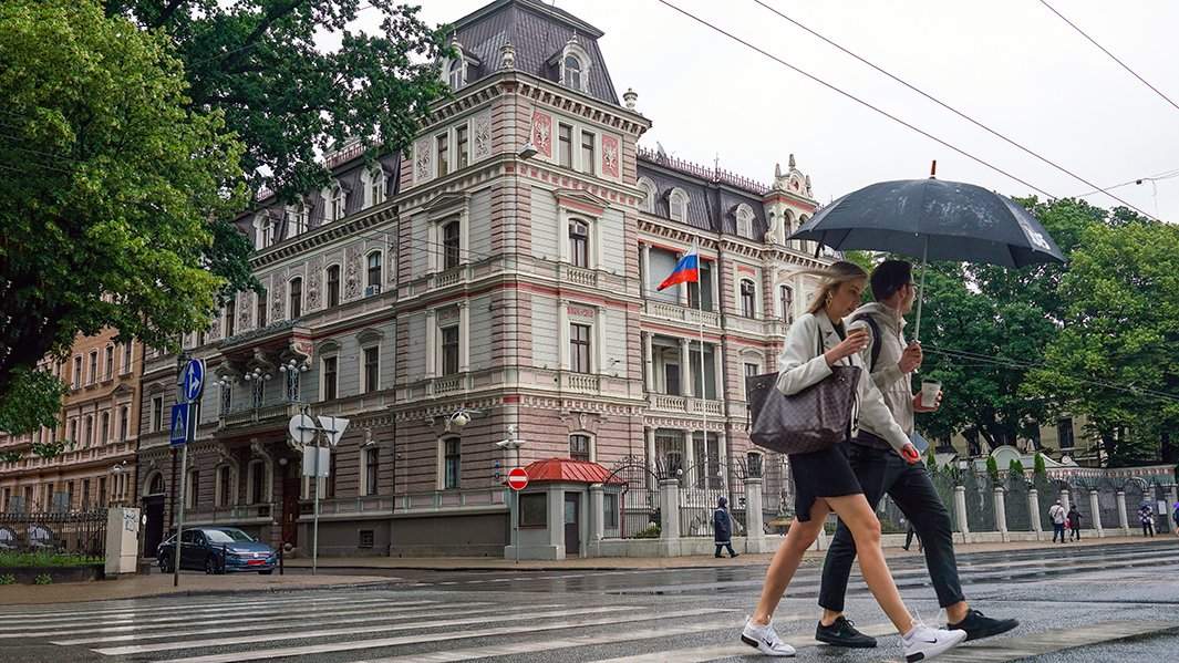 Здание посольства РФ в Латвии