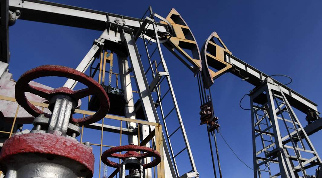 добыча нефти, нефтяные качели