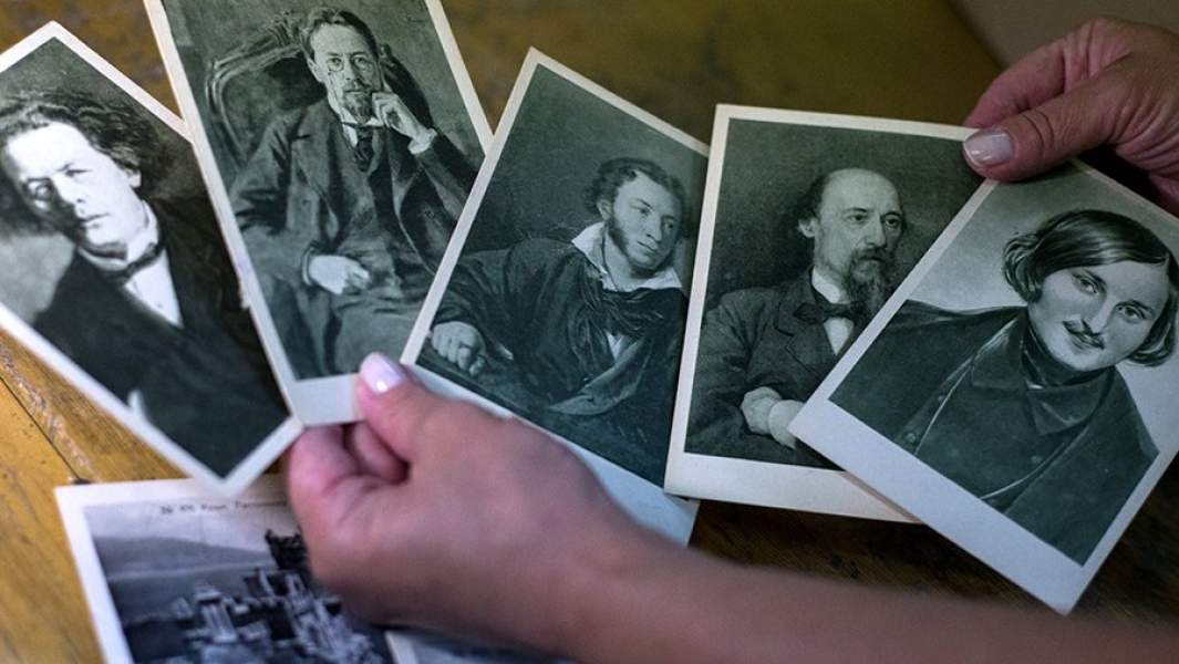 Портреты русских писателей