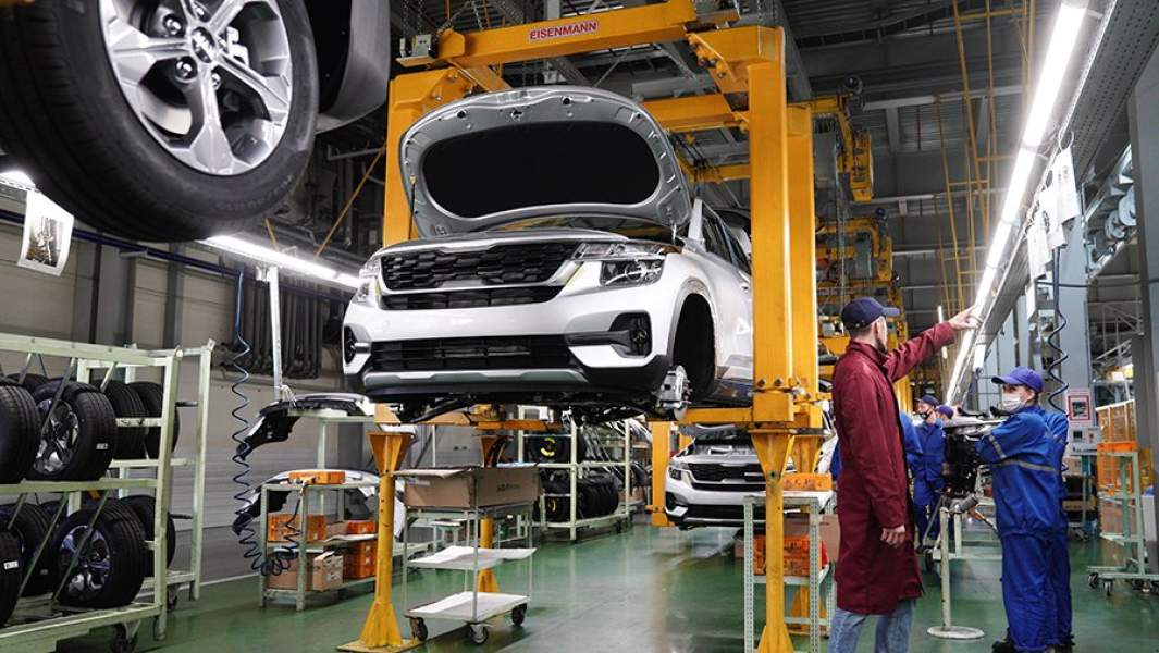 Работа завода «Автотор» в Калининграде