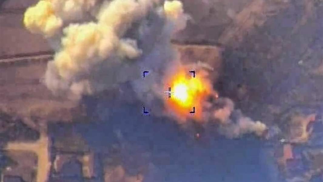 Уничтожение зенитно-ракетного комплекса Бук-М1 вооруженных сил Украины ударом высокоточного ракетного оружия