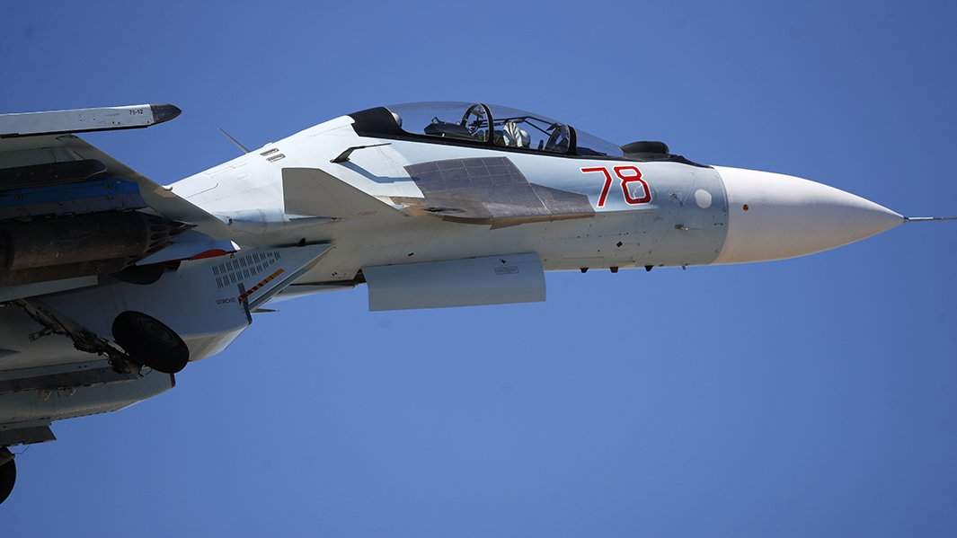 Истребитель Су-30СМ