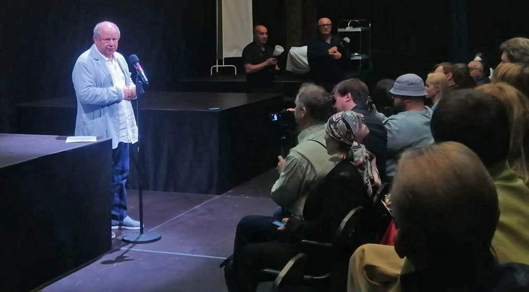 Новый худрук «Школы современной пьесы» Дмитрий Астрахан