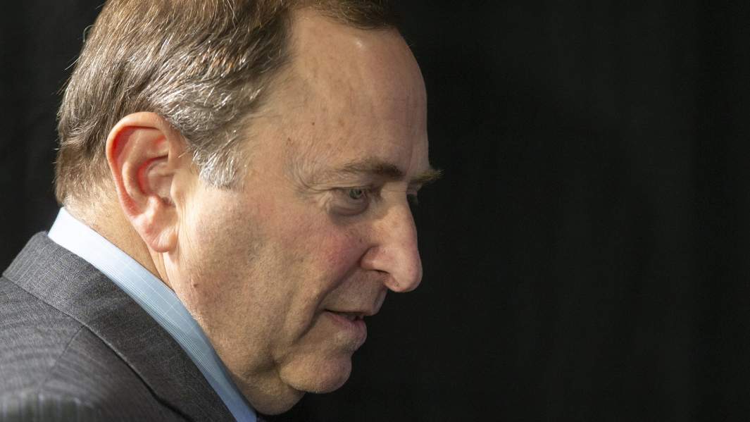 Комиссар НХЛ Гэри Беттмэн