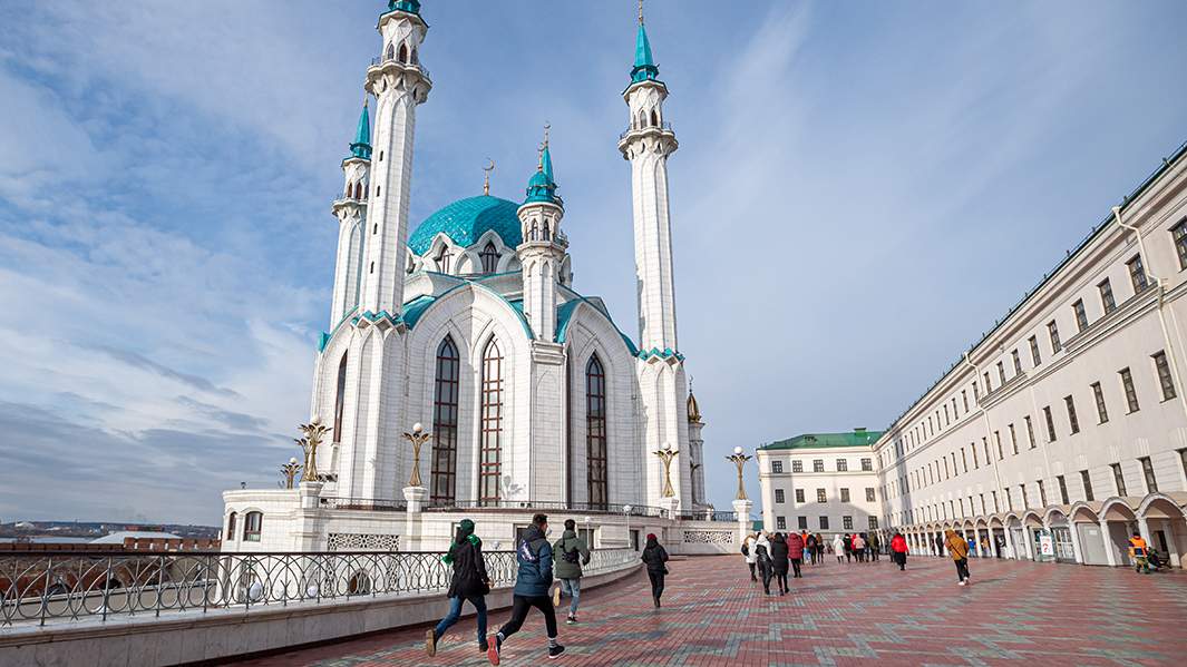 Вид на мечеть Кул-Шариф на территории Казанского Кремля