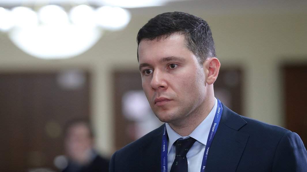 Антон Алиханов на интервью