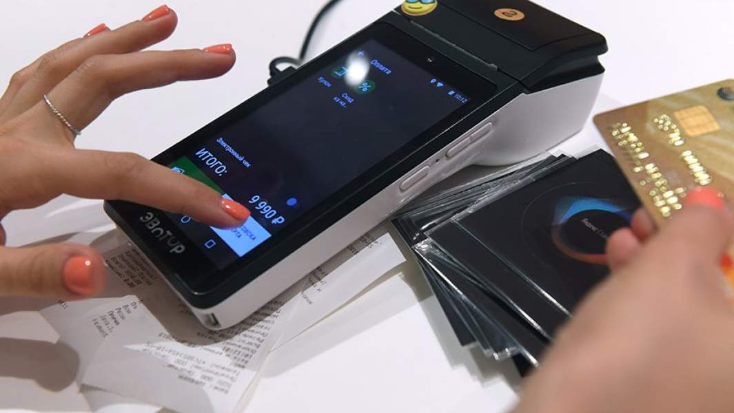 Покупательница в гипермаркете