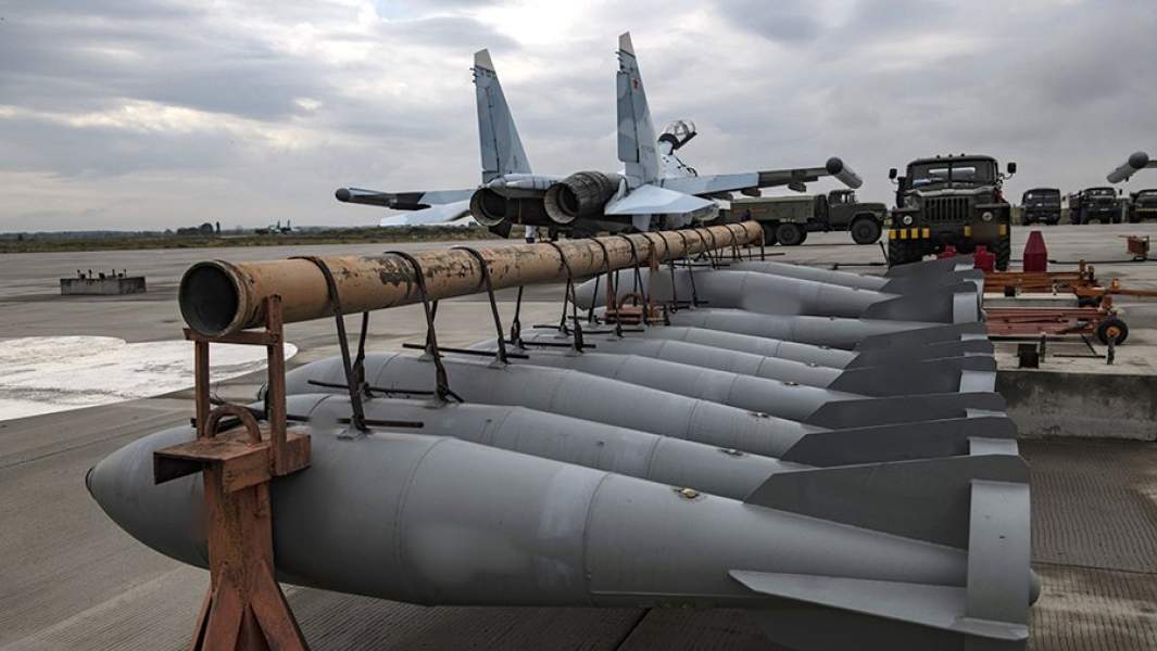 Авиационные ракеты на аэродроме базирования истребителей ВКС России