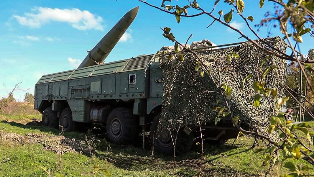 Расчет ОТРК «Искандер-М» нанес точный удар баллистической ракетой по военной инфраструктуре ВСУ, цель была ликвидирована